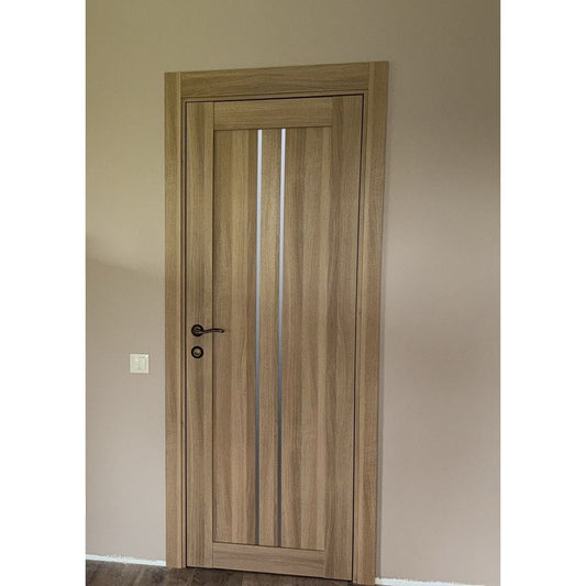 Durvis "LINEA 2" zelta ozols, ar bronzas furnitūru